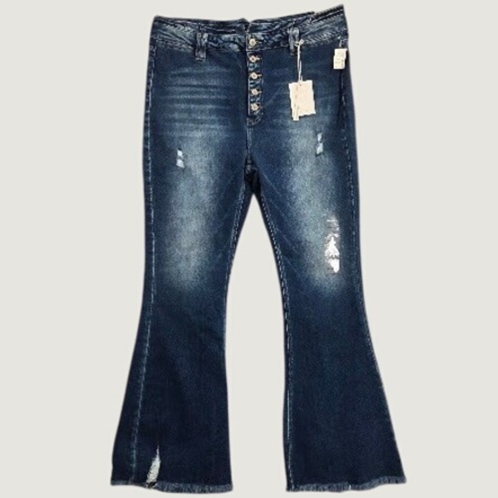 KanCan for Maurices Flare Jeans Women's 32 Dark Wash High Rise Button Fly NWT